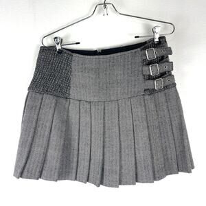90s Y2K Moda International Grey White Chevron Pleated Buckle Mini Skirt Womens 6